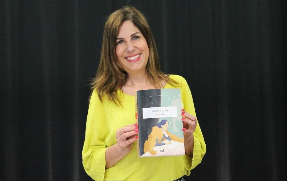 María Solar cierra el V Mes do Libro en el instituto de Baio