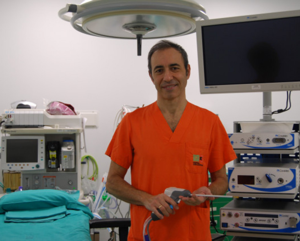 Página 14 y 15. Andrés Rodríguez   Urólogo