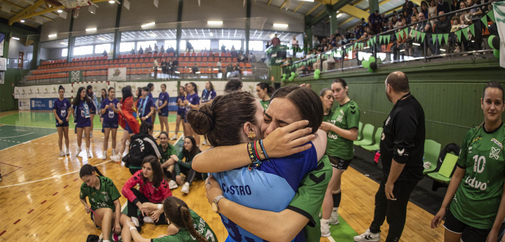 Última jornada de la fase de ascenso a DH Plata de balonmano, en Carballo