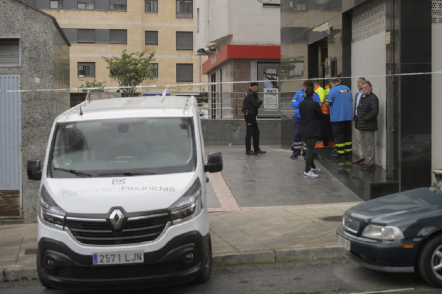 Mueren dos hermanas gemelas de doce años al precipitarse por una ventana en Oviedo