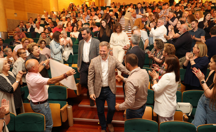 El PP carballés se postula como la única opción de cambio al gobierno del BNG