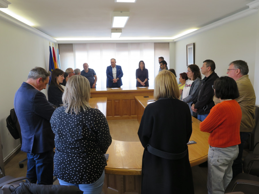 El pleno de A Laracha reelige por unanimidad a la jueza de paz titular