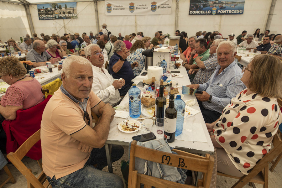Exitosa Festa do Raxo en Ponteceso y del Porquiño ao Espeto en Cee