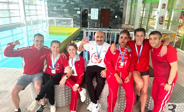 Diez medallas para la AD Fogar en el máster gallego de natación