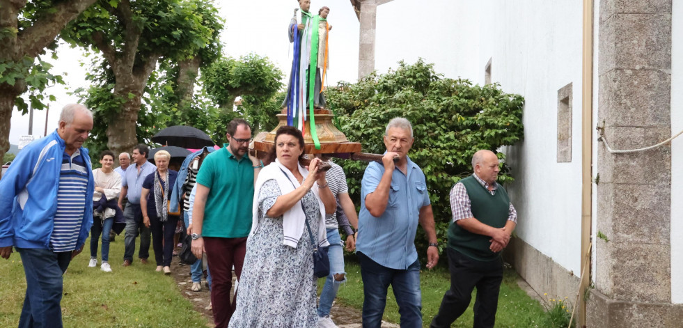 Agualada honra a San Antonio