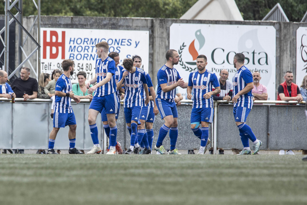 Baio celebrando un gol en semifinales