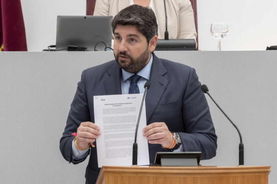 López Miras no logra la abstención de VOX y fracasa su investidura como presidente de Murcia