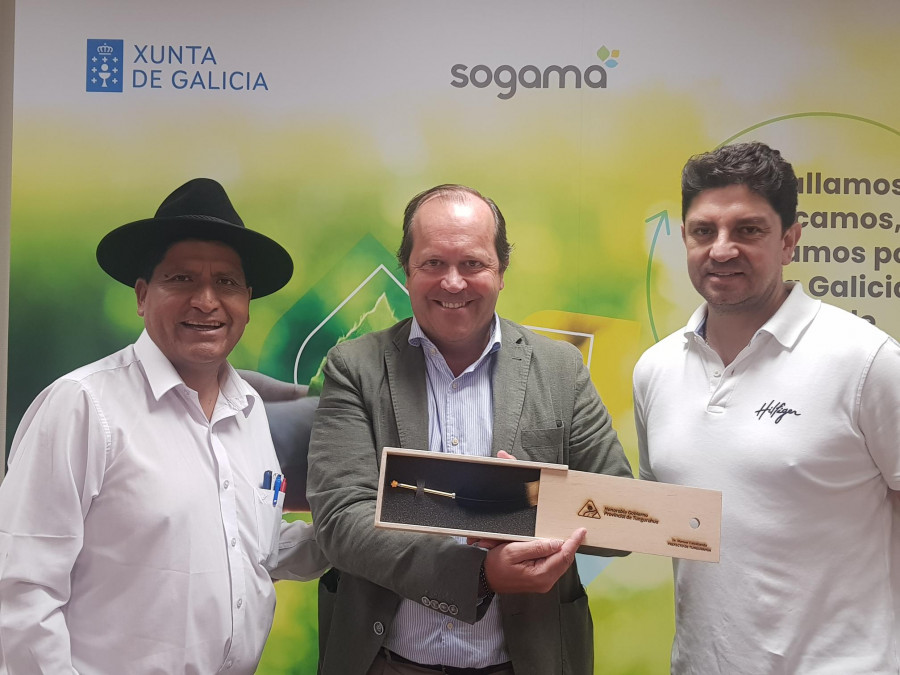 Ecuador se interesa por la gestión sostenible de residuos de Sogama