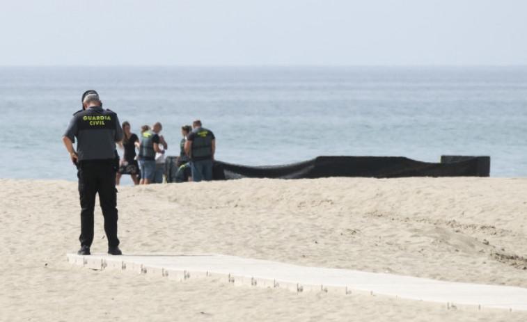 La bebé hallada muerta en una playa de Tarragona iba en una patera que naufragó en abril