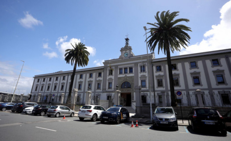 La Audiencia de A Coruña juzga a un joven por agresión sexual en una residencia de estudiantes