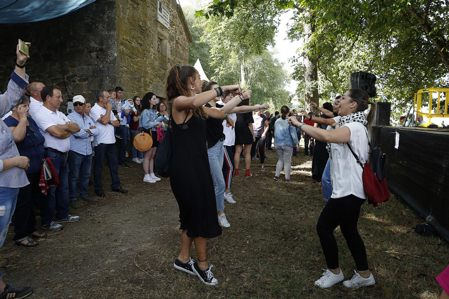 La Foliada Farrapeira anticipa las fiestas de San Fins do Castro