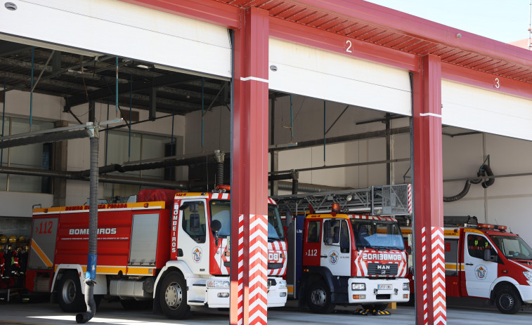 Cierra el parque de bomberos de Carballo y reabre el de Cee