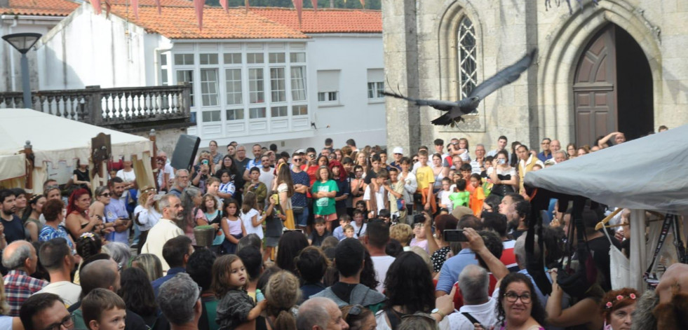 Abarrote en el mercado medieval de Corcubión