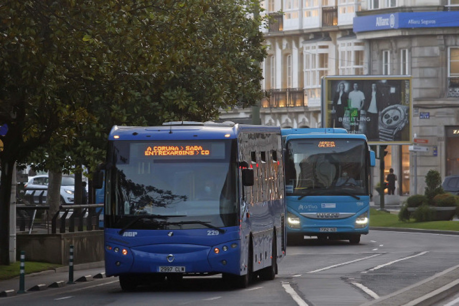 La Xunta extiende hasta el 31 de diciembre las bonificaciones en el transporte público