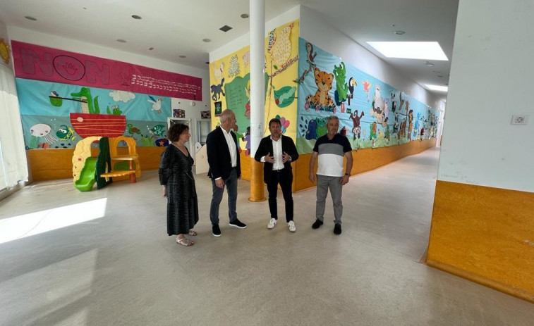 Benestar financia con 20.000 euros mejoras en la escuela infantil pública de Coristanco