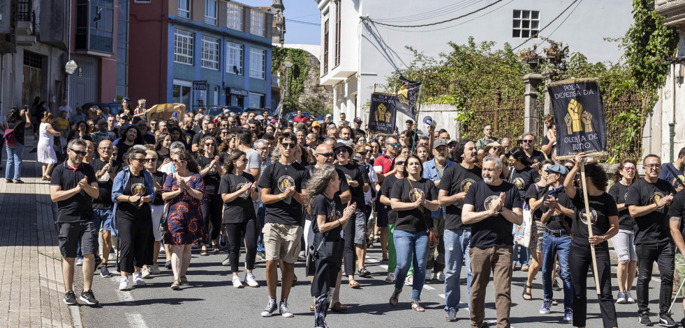 Manifestación de los oleiros para terminar la Mostra de Buño