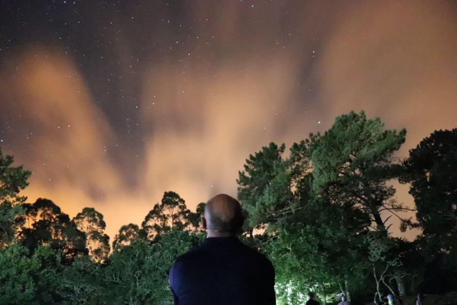 Observaciones astronómicas en Zas y Cabana dirigidas por Jorge Mira