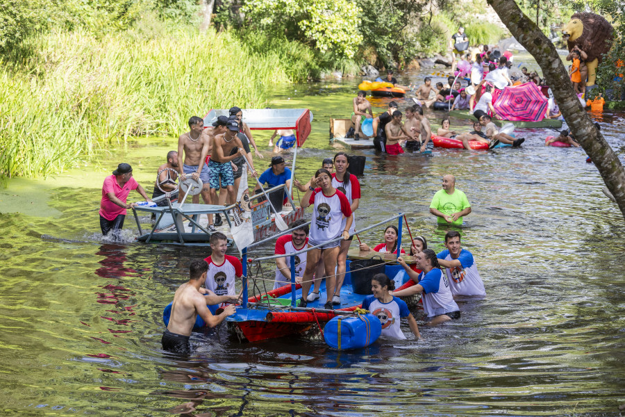 Anllóns empieza sus fiestas a lo grande con "Ajárrate a lo que poidas"