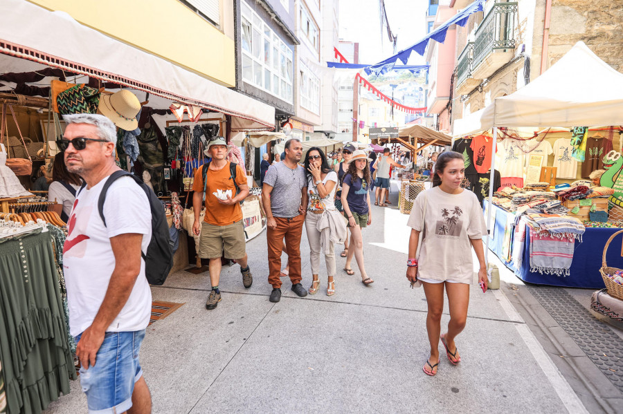 Malpica remata su Mercado Mariñeiro y espera las Festas do Mar