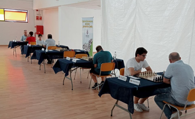 Arranca el I Torneo Maxistral de Xadrez O Toque Xiria