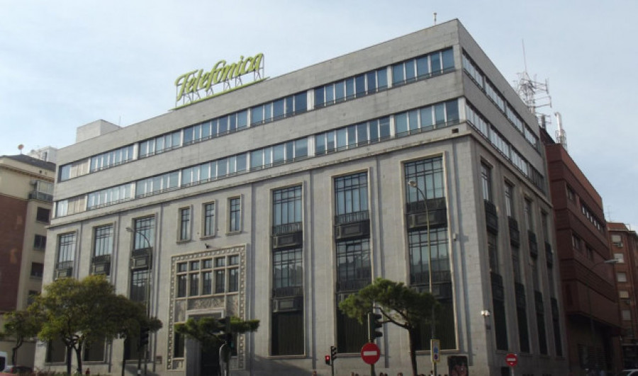 La Sepi comprará hasta un 10 % de Telefónica tras el visto bueno del Gobierno
