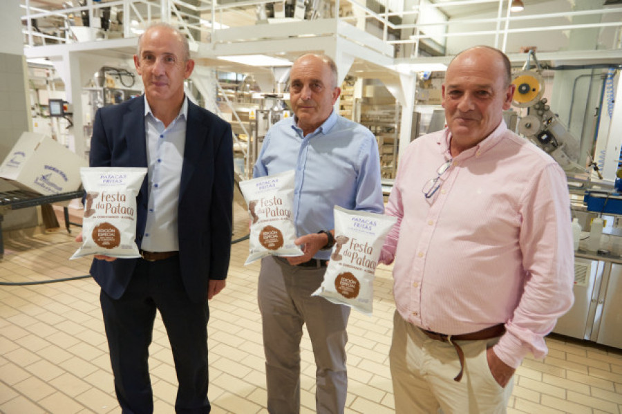 10.000 bolsas de patatas Bonilla edición especial en la fiesta de la patata de Coristanco