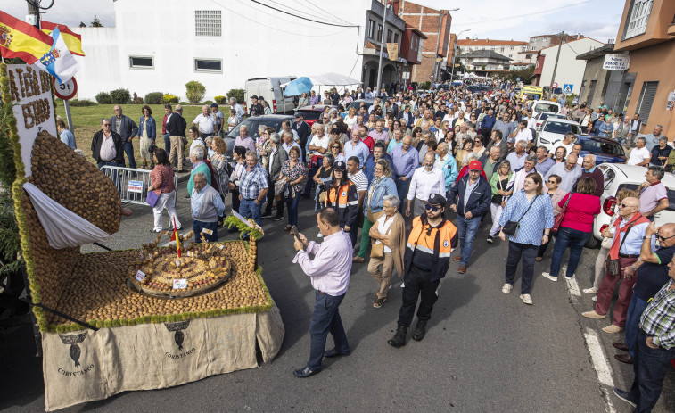 El concurso de tractores culmina la Festa da Pataca