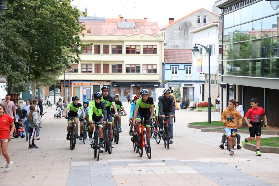 Recta final de la Semana da Mobilidade en Carballo