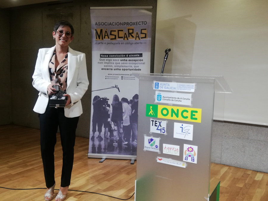 Paula Mouzo recoge el premio As Boas Prácticas Cidadáns del Proxecto Máscaras
