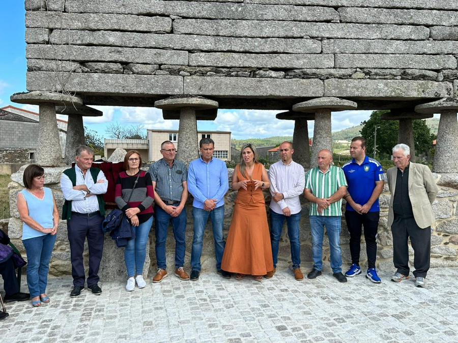 El Concello de Vimianzo inaugura las obras de humanización de la Avenida da Gándara