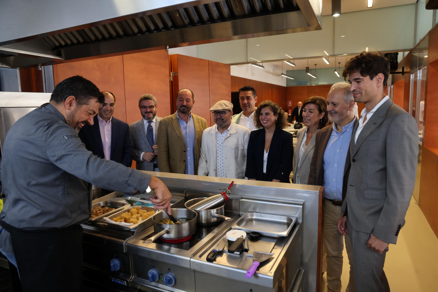 Aptcm presenta en Santiago su campaña gastronómica de productos kilómetro 0