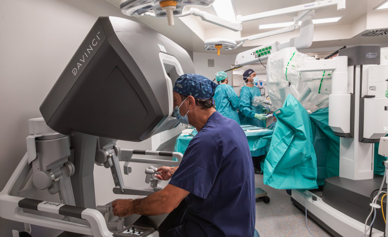 La cirugía robótica mejora la recuperación de pacientes de urología