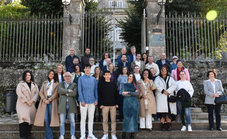 El IES Fernando Blanco de Cee entrega sus premios académicos del curso pasado