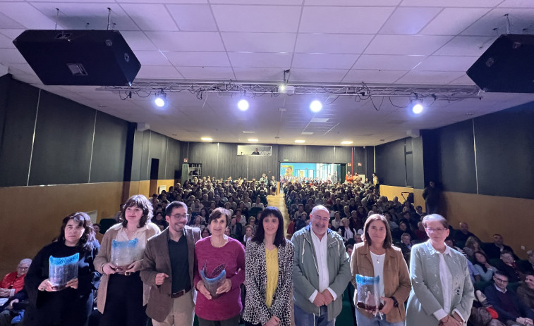 Diputación y Fademur reivindican en Santa Comba el papel de la mujer en el desarrollo de la Galicia rural