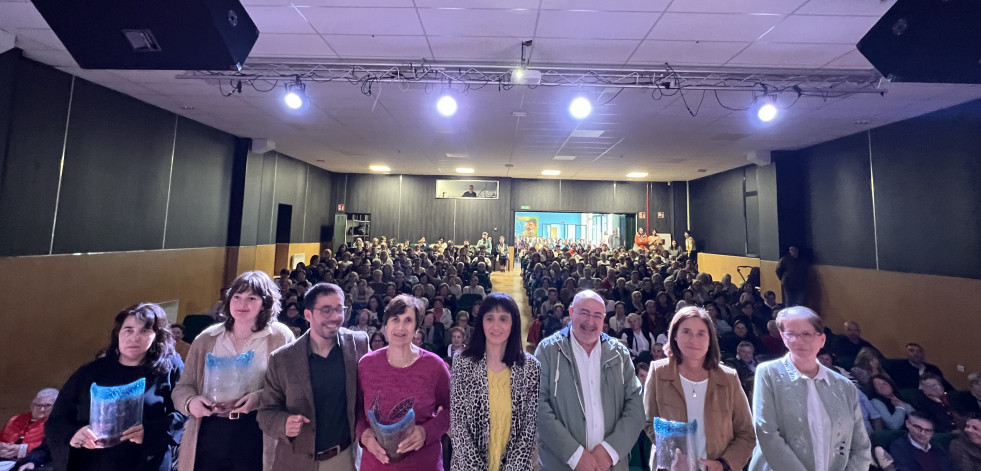 Diputación y Fademur reivindican en Santa Comba el papel de la mujer en el desarrollo de la Galicia rural