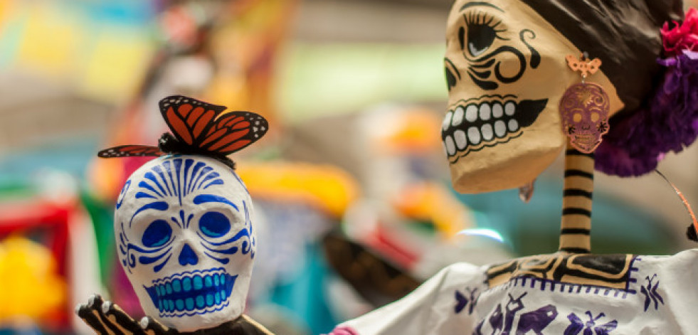 Marineda rinde un homenaje al Día de los Muertos mexicano para celebrar Halloween
