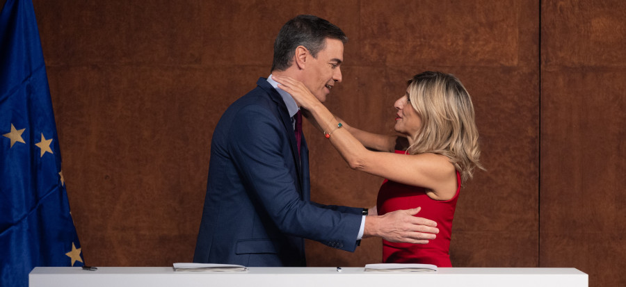 Pedro Sánchez y Yolanda Díaz sellan el acuerdo para la coalición de Gobierno
