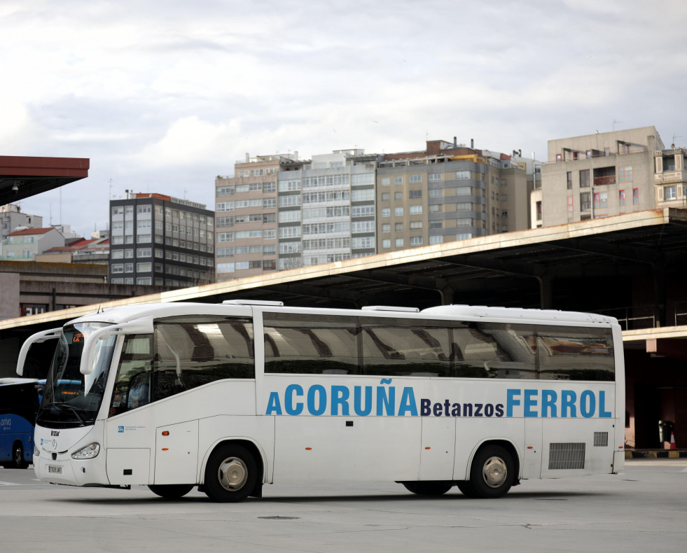 Autobús interurbano en la estación de A Coruña @Patricia G. Fraga