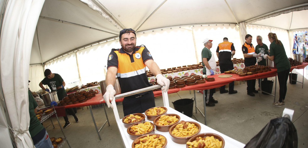 Ponteceso rinde homenaje a su tradicional fabada