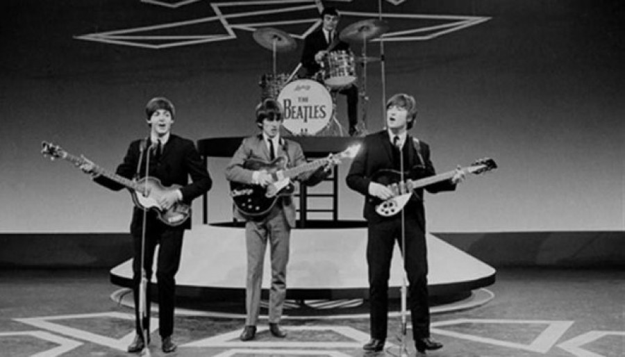 John Lennon y George Harrison recobran vida en la última canción de los Beatles
