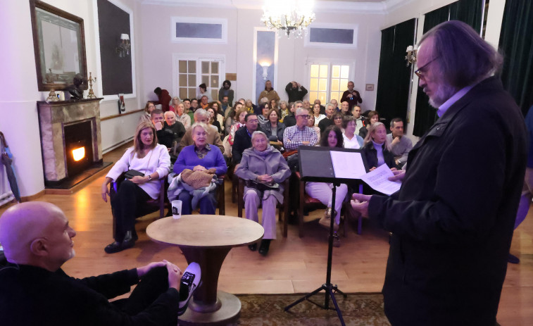 Antón Reixa cierra los actos de homenaje a Manuel Facal