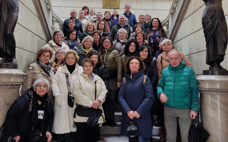 El primer módulo de la Universidade Sénior en Carballo pone punto y final