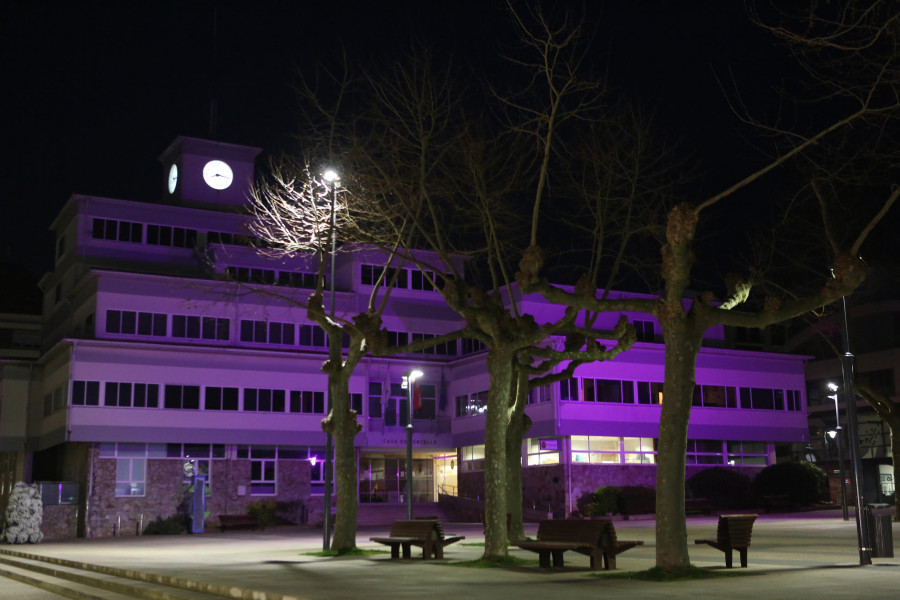 Aprobadas en Carballo doce plazas de personal funcionario
