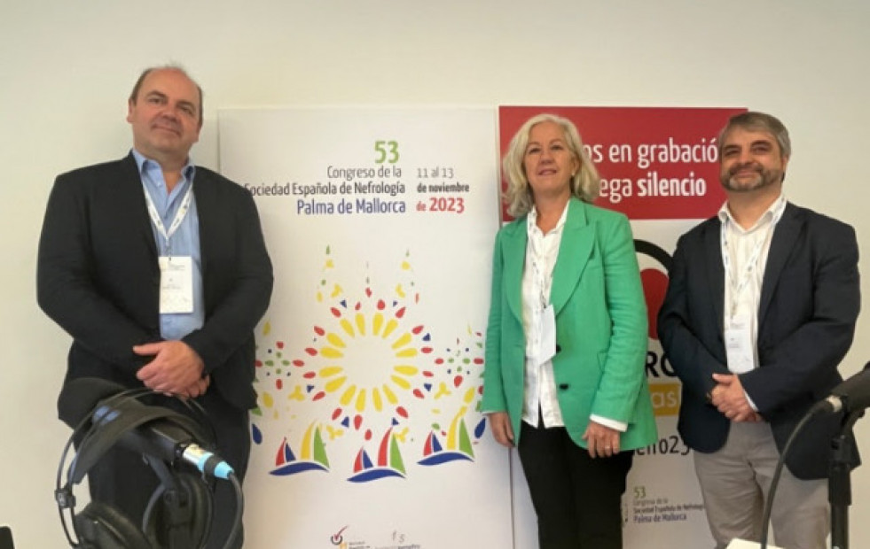 Siete de cada diez pacientes en diálisis en A Coruña tiene que desplazarse fuera de su localidad