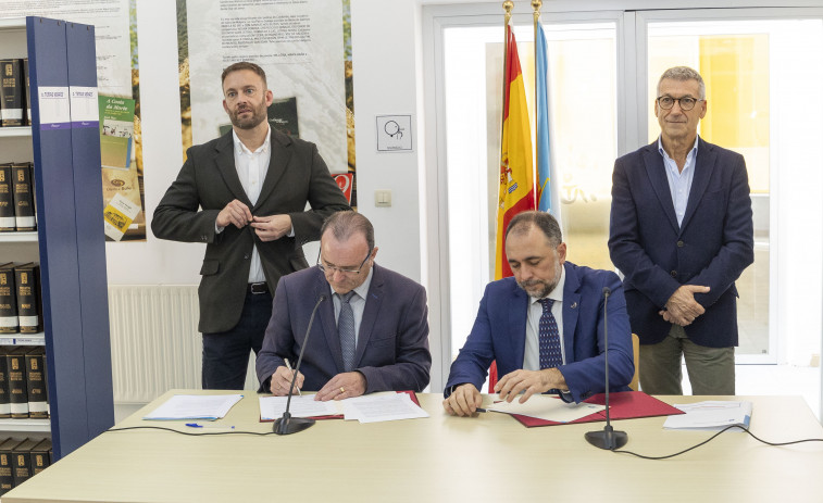 Xunta y Concello de Malpica firman el convenio que hará posible expropiar el solar del centro de salud