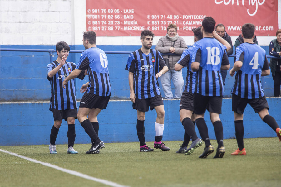 Jornada de niebla y goles en la Liga da Costa