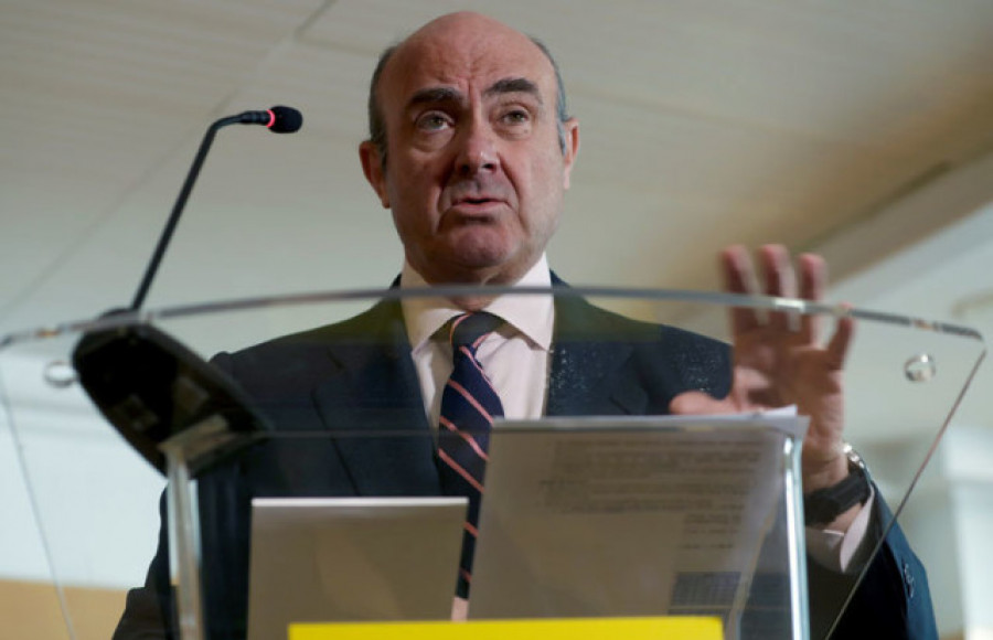 De Guindos advierte de problemas en la zona euro tras las subidas de los tipos