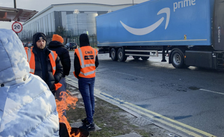 Amazon afronta en pleno Ciberlunes su primera huelga parcial en todos sus centros de España
