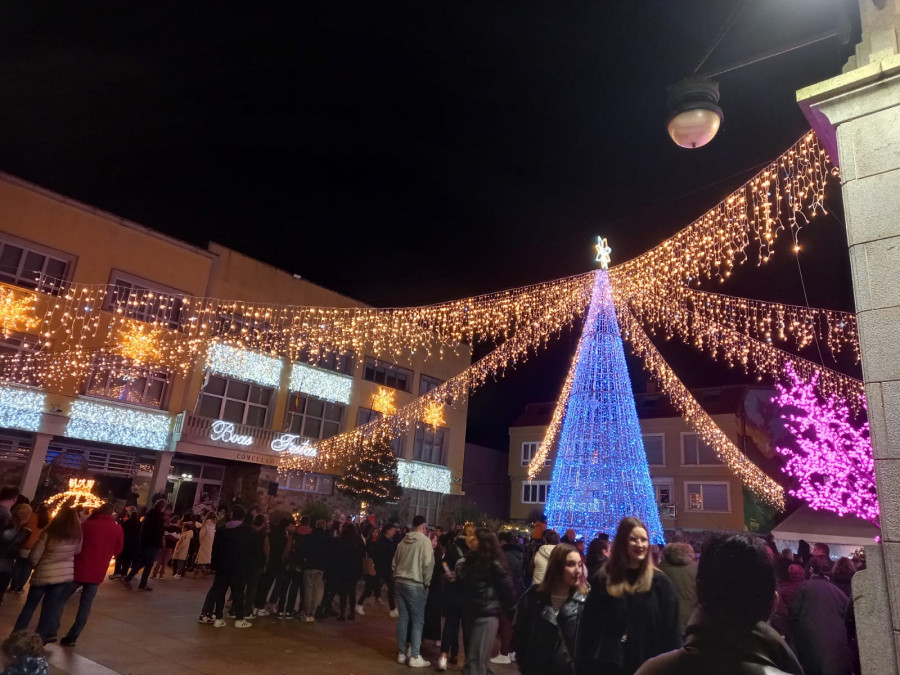 La Costa da Morte ilumina ya la Navidad