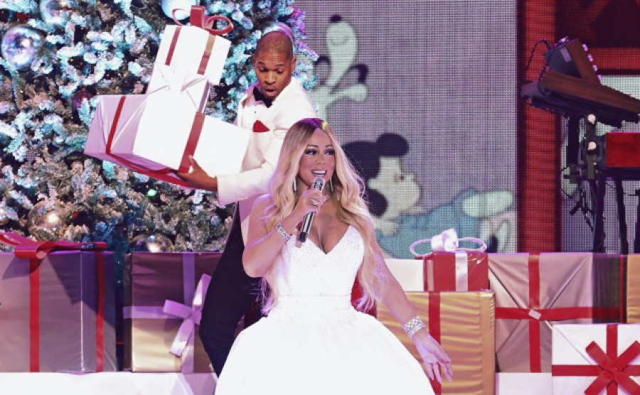 La playlist de la Navidad: Cher, Elton John y Manuel Turizo vs. Mariah Carey